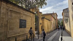 Aix-en-Provence street